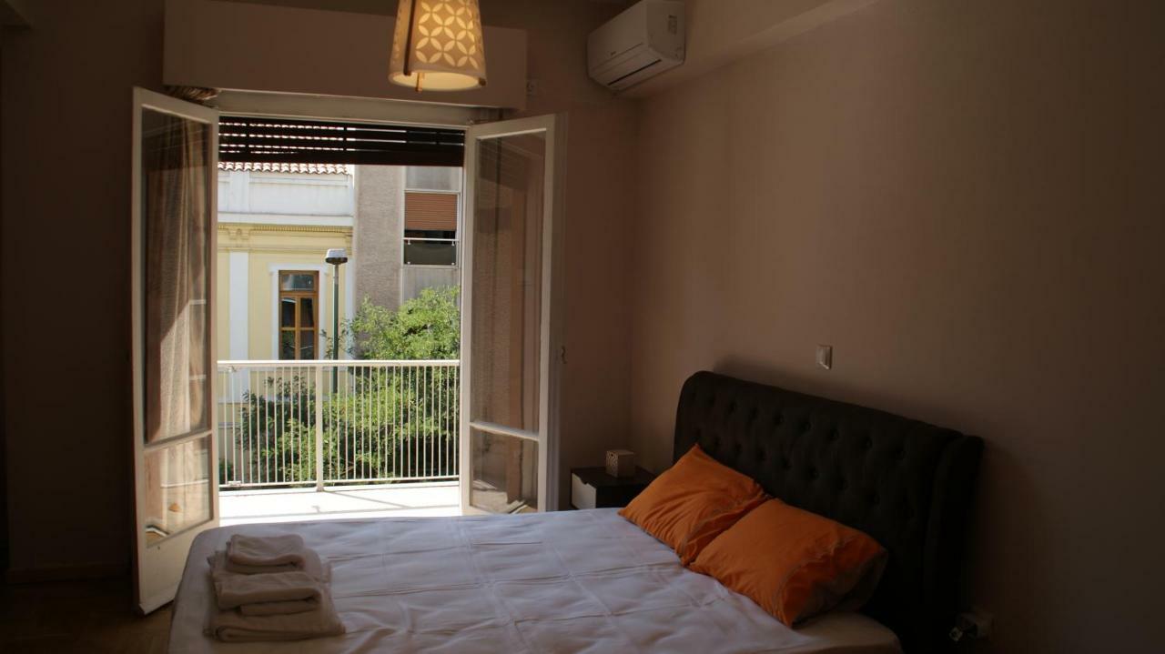 The Victoria Square Exceptional Apartments Афины Экстерьер фото